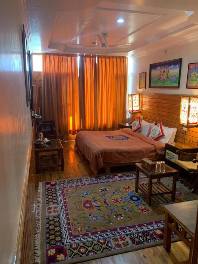 Auspiscious Him View Hotel McLeod Ganj Exterior photo