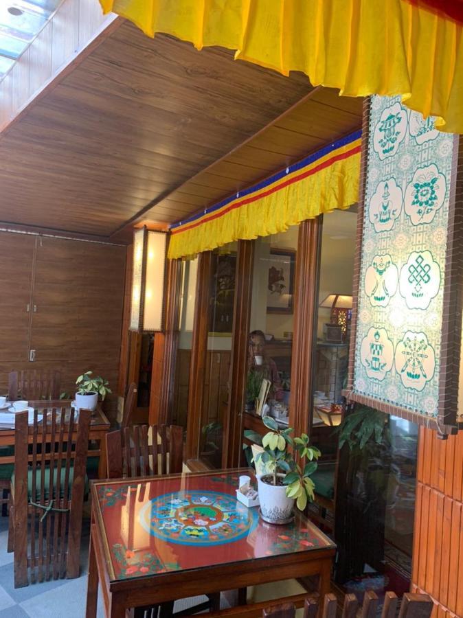 Auspiscious Him View Hotel McLeod Ganj Exterior photo