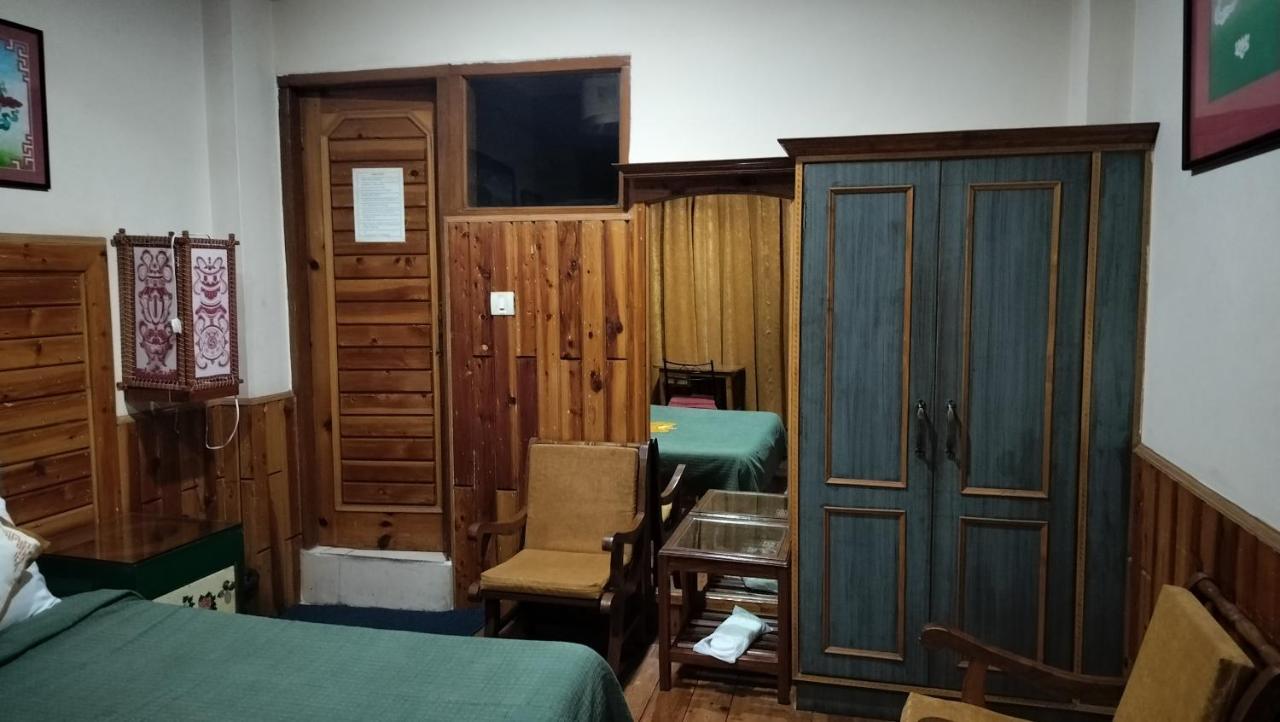 Auspiscious Him View Hotel McLeod Ganj Exterior photo